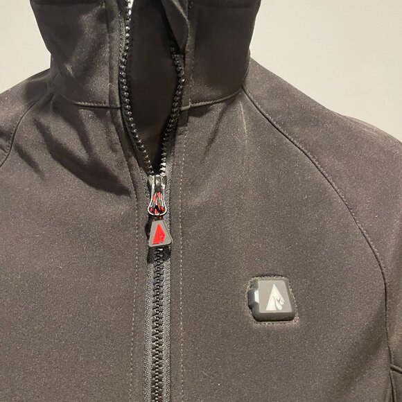 ActionHeat Heated Softshell Jacket Women’s Small – Battery Included - Picture 12 of 14